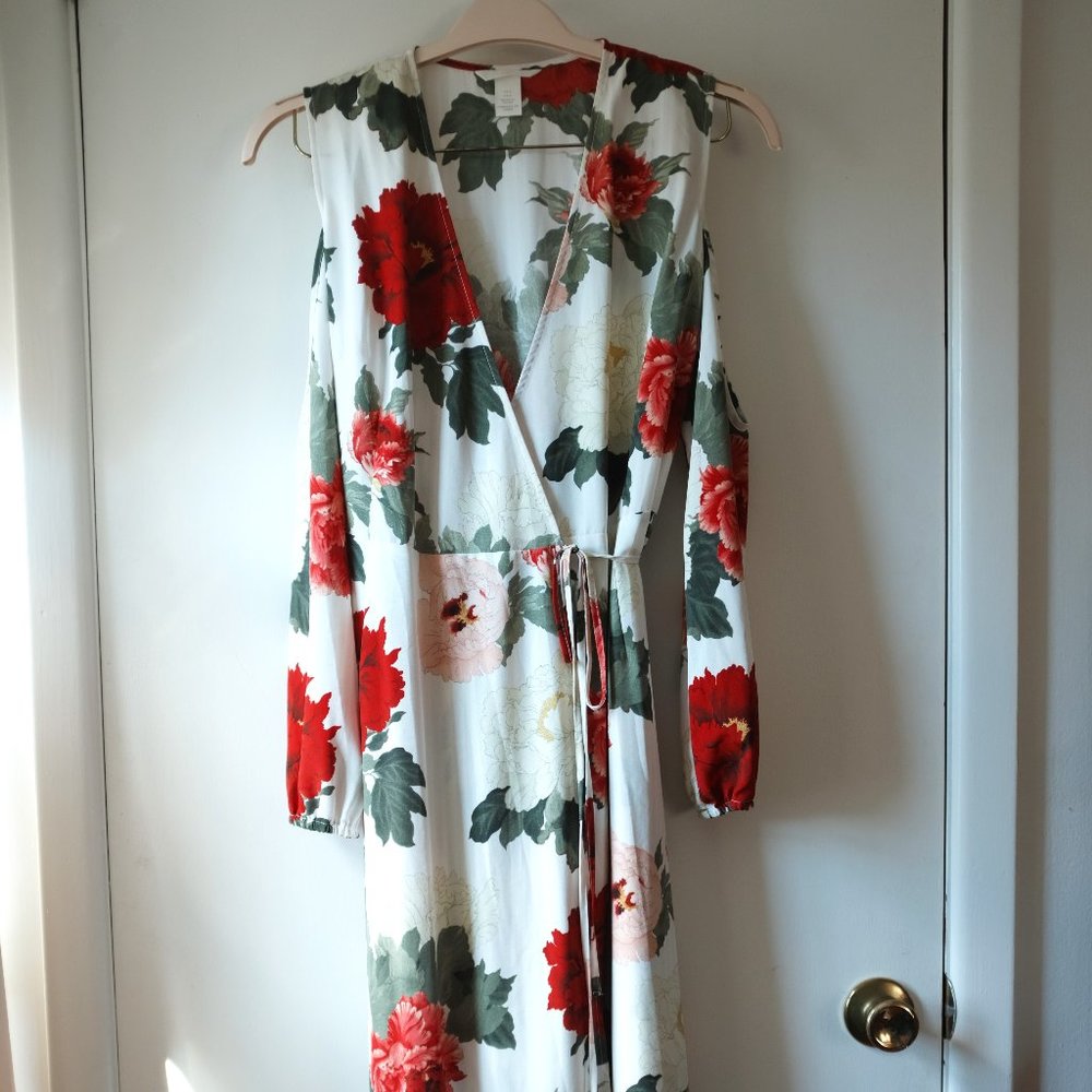 H&M Floral Cold Shoulder Maxi Dress